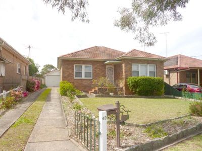 42 Mazarin St, Riverwood