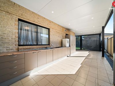 19 Wingham Road, Carnes Hill
