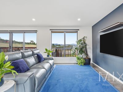 332 Gillies Road, Granton