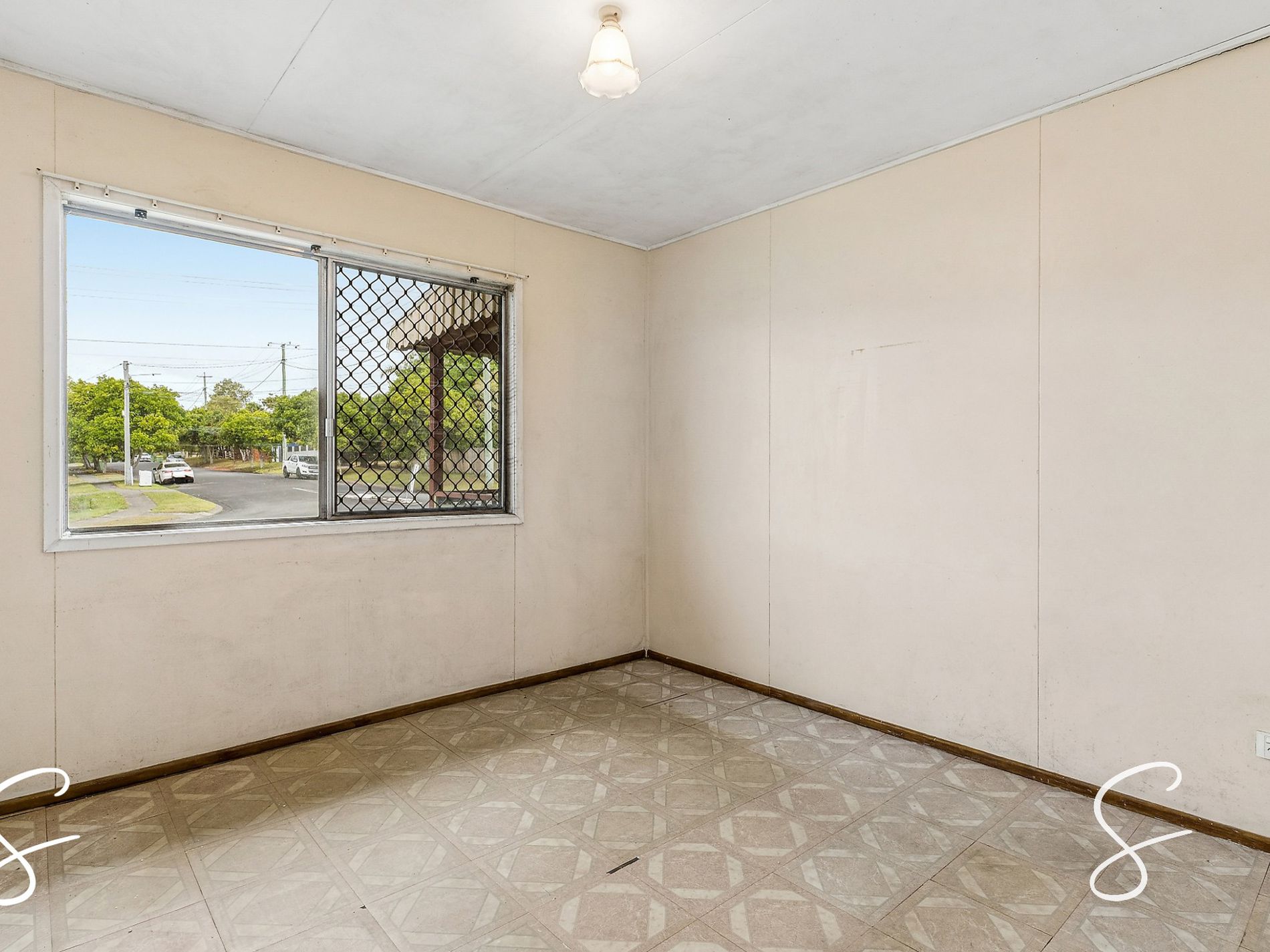 11 Casius Street, Woodridge