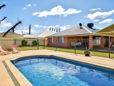 19 Vitali Crescent, Somerville