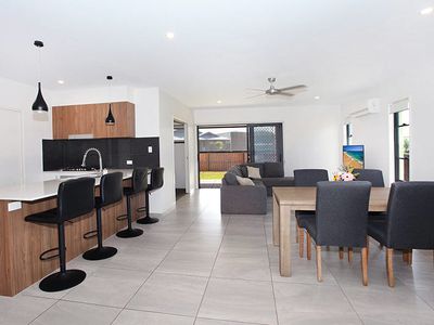 1 / 46 Burnet Circuit, Caloundra West