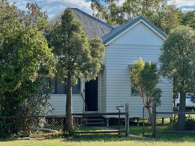 13 Queen Street, Oakey