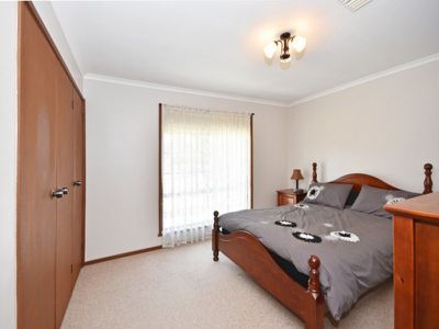 11 Hakea Road, Huntly