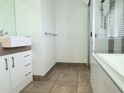 35  Koolivoo Parade, Boyne Island