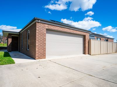 24 JACKA STREET, Wodonga
