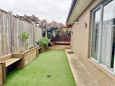 12 Anglers Avenue, Point Cook