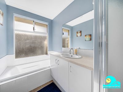 12 Seaside Avenue, Yanchep