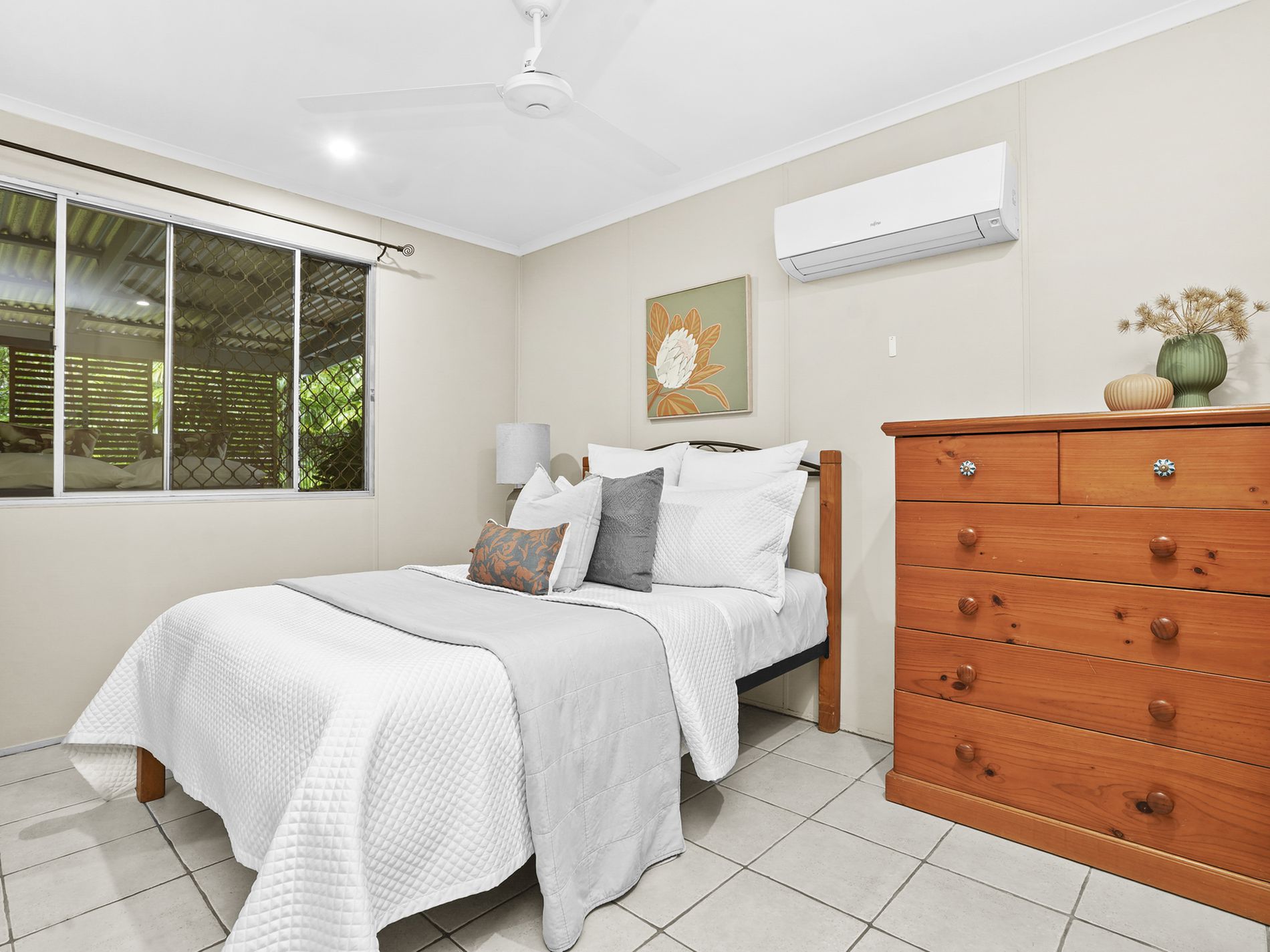 10 Tasman Circuit, Wagaman