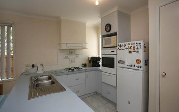 1 Regent Close, Berwick