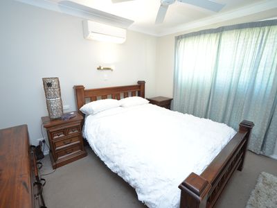 7 Cobden Place, Parkes