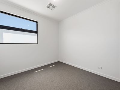 9E Elizabeth Street, Woodville West