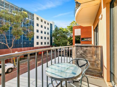 1 / 11 Regal Place, East Perth