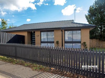17 Mimosa Crescent, Churchill 17 Mimosa Crescent, Churchill