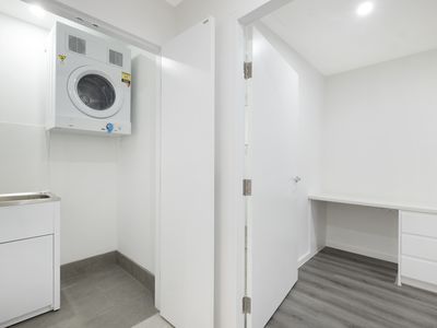 G03 / 102 Great Western Highway, Westmead
