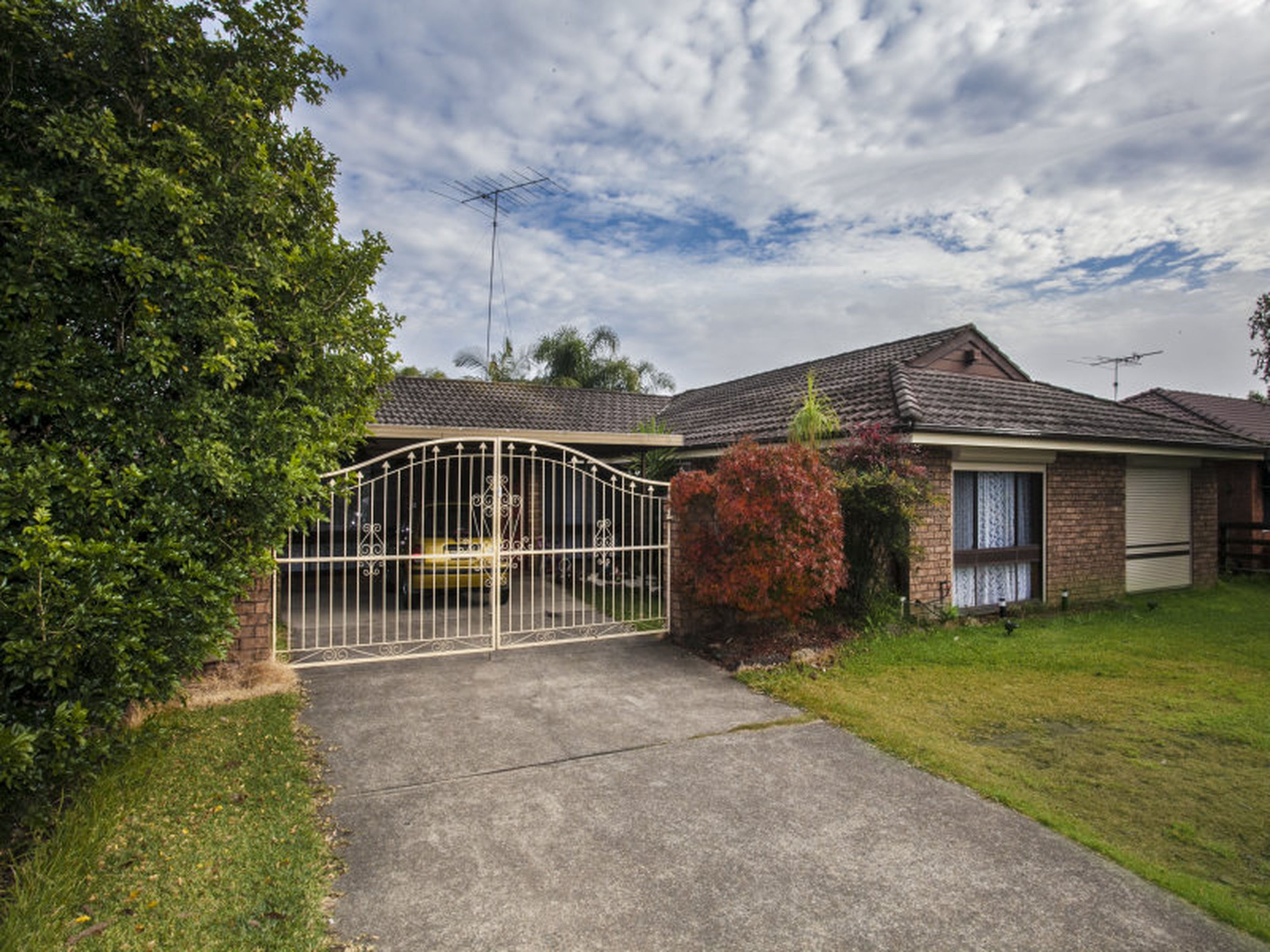 4 Greenbank Drive, WERRINGTON DOWNS