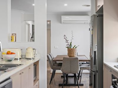 25 Macpherson Circuit, Cranbourne East