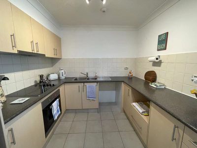19 / 19 AUBREY STREET, Surfers Paradise