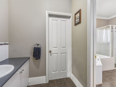 16 Bonshor Street, Millicent