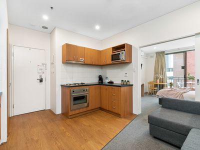 601 / 12 Victoria Avenue, Perth