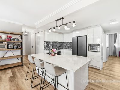 6 / 8 Northumberland Road, Auburn