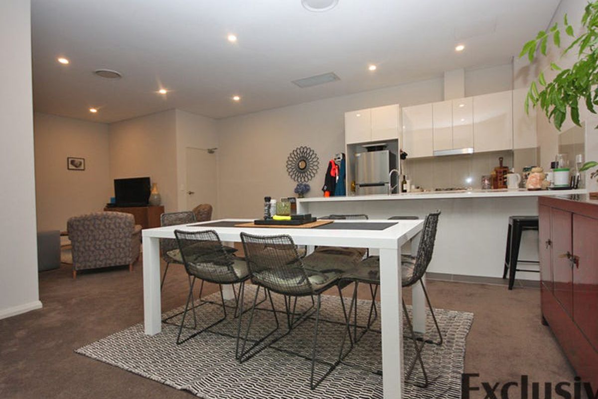 04 / 54 Blackwall Point Road, Abbotsford