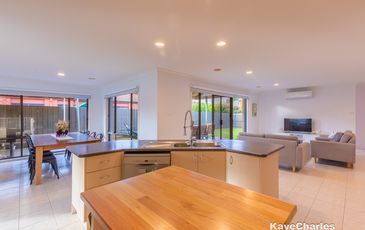 7 Castle Court, Beaconsfield