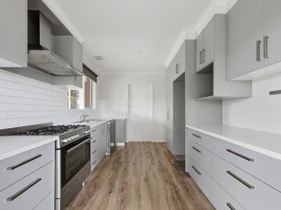 11 Joseph Street, Sale