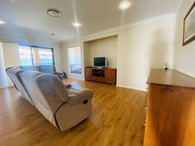 14 Riviera Avenue, Dubbo