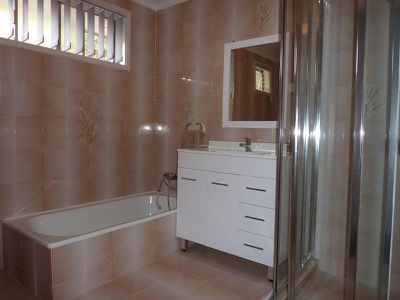 22A Central Rd, Beverly Hills