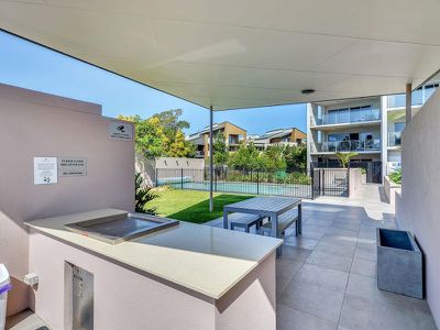 8 / 2242 Logan Road, Upper Mount Gravatt