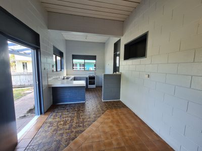 2 / 23 Walker Street, Cooktown