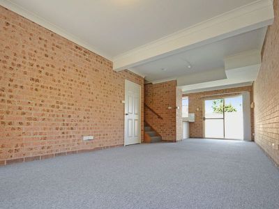 1 / 166 Broadmeadow Road, Broadmeadow