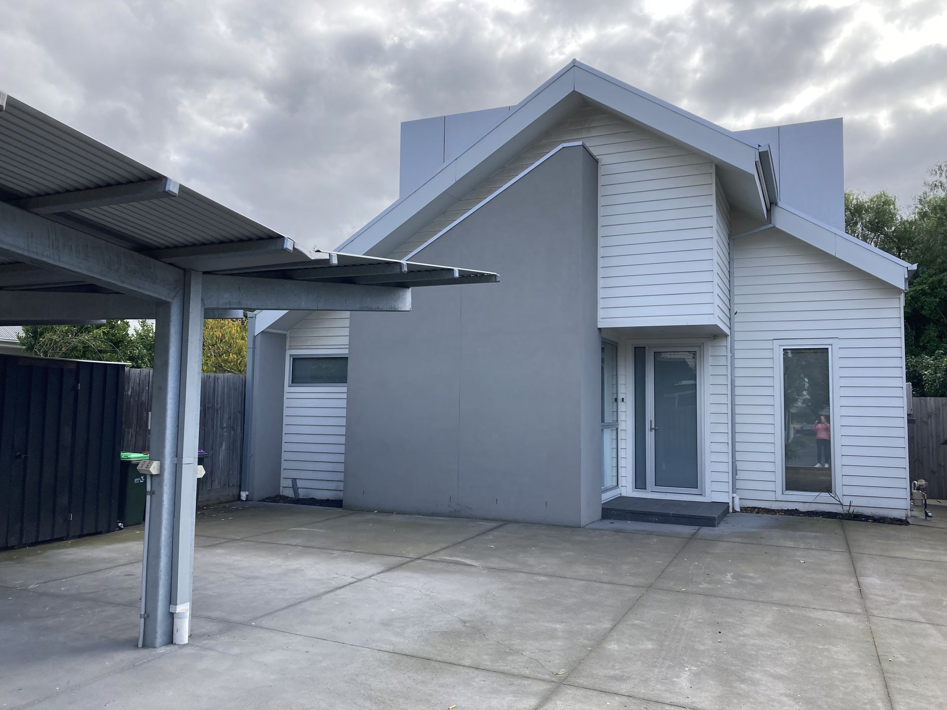 2 / 100 Kororoit Creek Road, Williamstown
