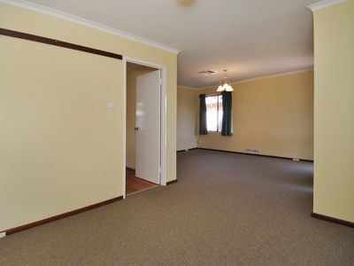 12 Shotover Place, South Kalgoorlie