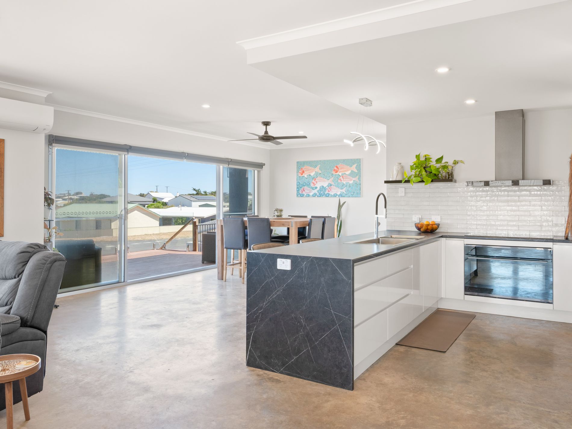 12 Chambers Street , Beachport