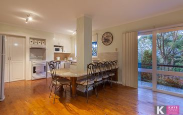 10 Corringham Road, Beaconsfield Upper