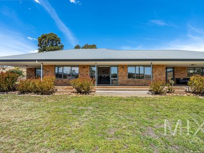 99 Bakers Road, Penna