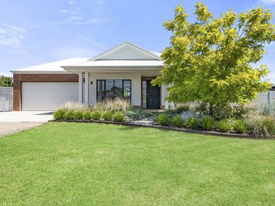 18 Maple Tree Boulevard, Mansfield