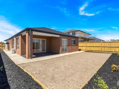 9 Molette Road, Sunbury