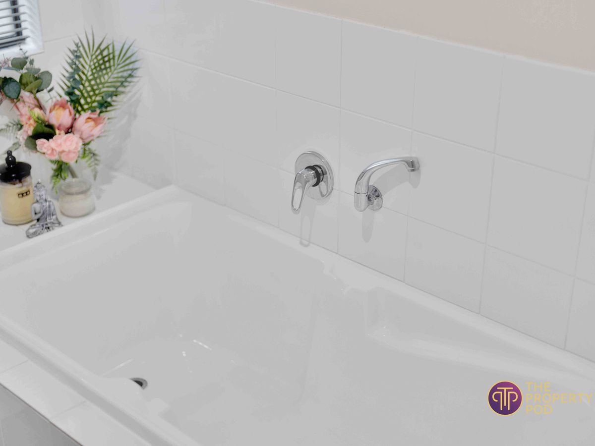 14 Gully Close, High Wycombe