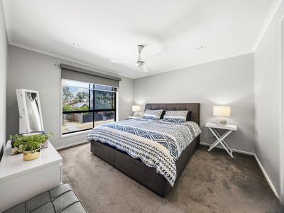 11 Roberts Road, Cranbourne