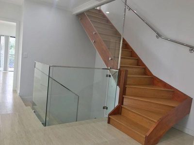27 Mount Avenue, Roselands