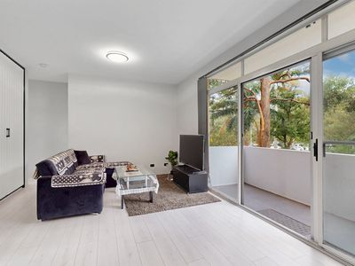 8 / 4-6 Park Avenue, Westmead