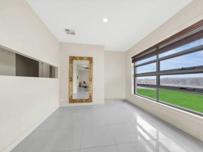 85 Lakeview Drive, Mickleham