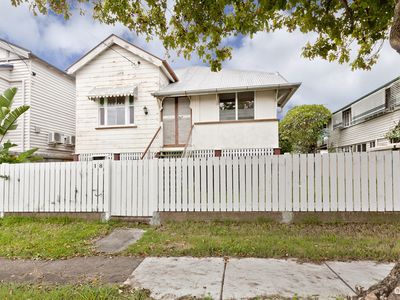 18 CARVILLE STREET, Annerley