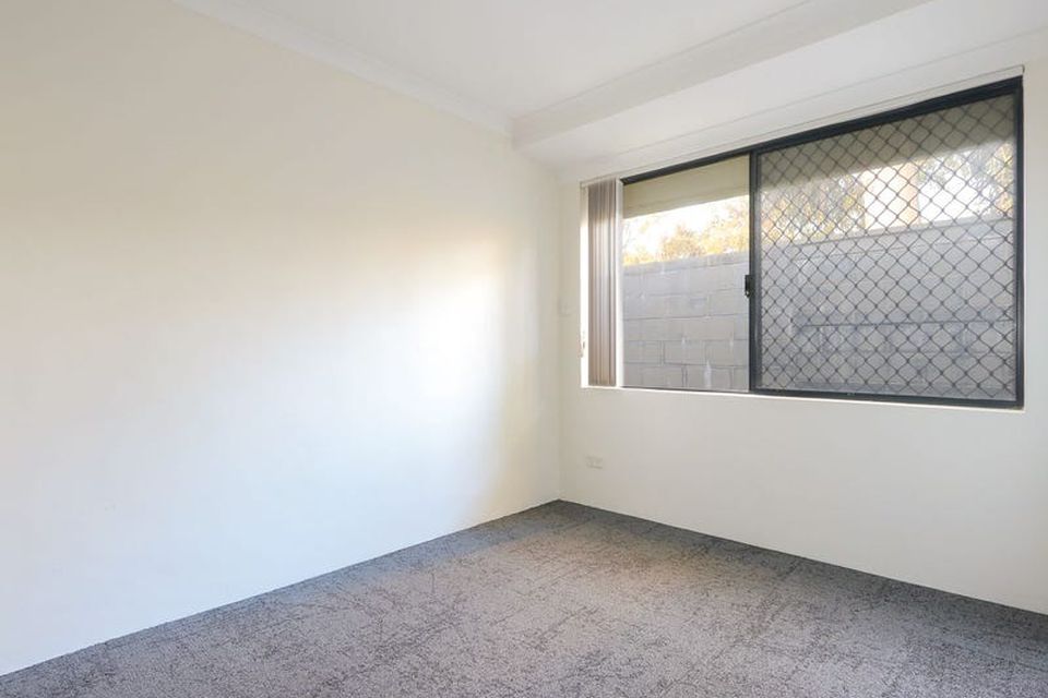 1 Kookynie Loop , Baldivis