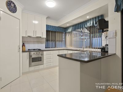 18B Myimbar Way, Nollamara