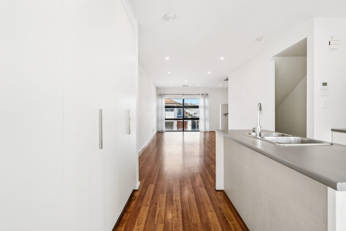 36 Trainer Street, St Clair