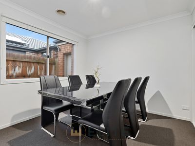 121 Rossiter Retreat, Cranbourne North